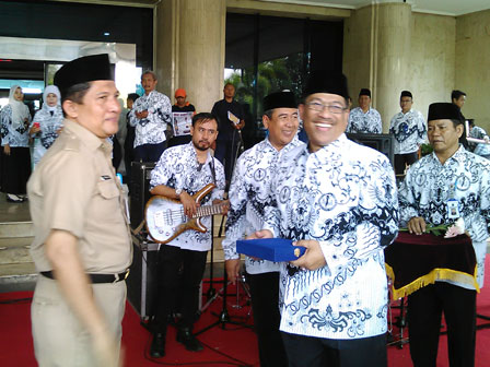 Pencarian PGRI Tanjung Jabung Timur - Persatuan Guru Republik Indonesia Cabang Tanjung Jabung Timur